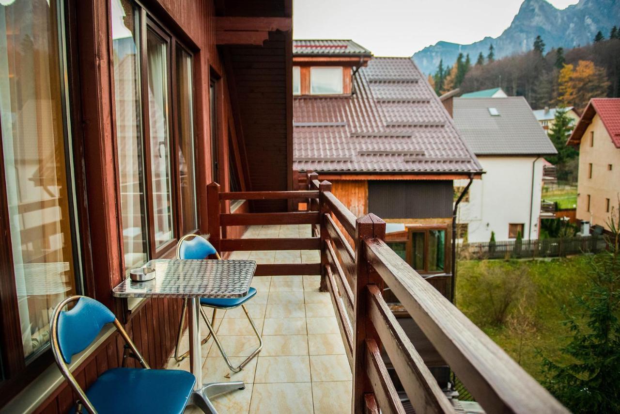 Casa Maia Hotel Busteni Exterior photo